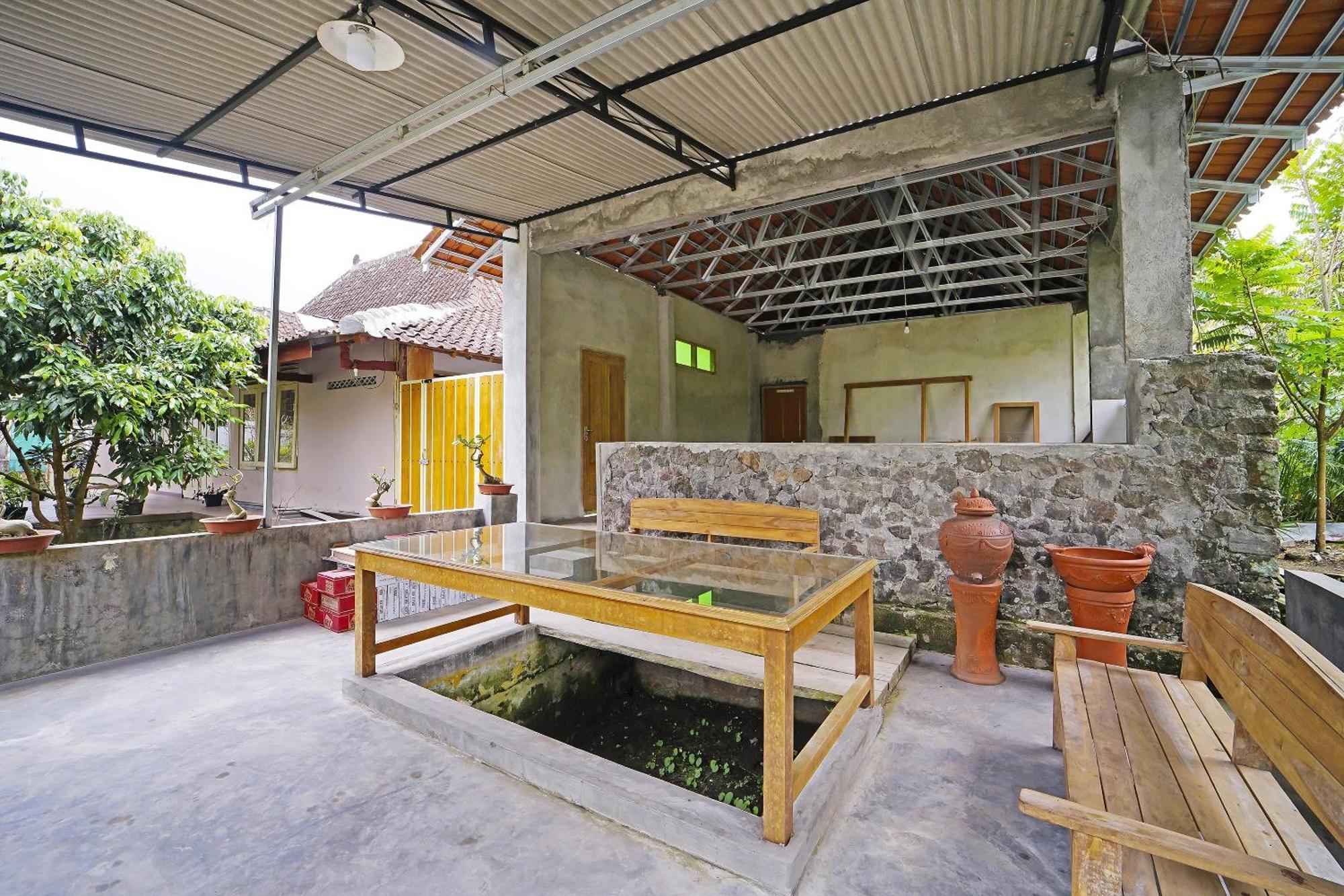 Hotel Spot On 91085 Griya Estu Wening Sleman  Exteriér fotografie